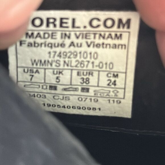 Sorel Emilie Black NWT Leather Waterproof Impermeable Booties Sz 7 - Picture 6 of 8